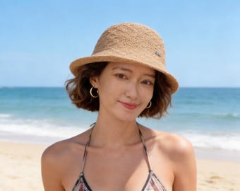 Women's rolled-brim fashion bucket hat, UV-protective, lightweight, foldable and adjustable size, Surprise gift.