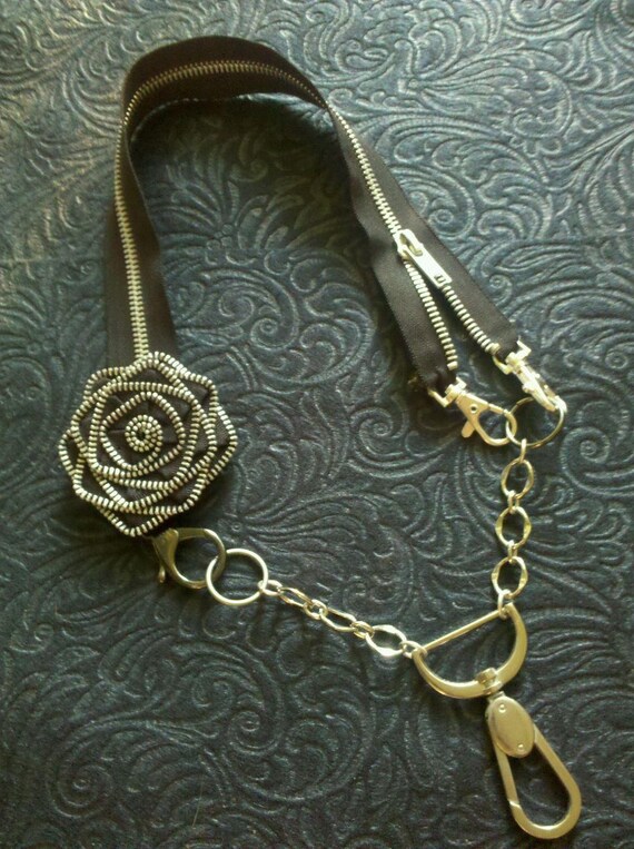 Items similar to Black zipper necklace with flower on Etsy