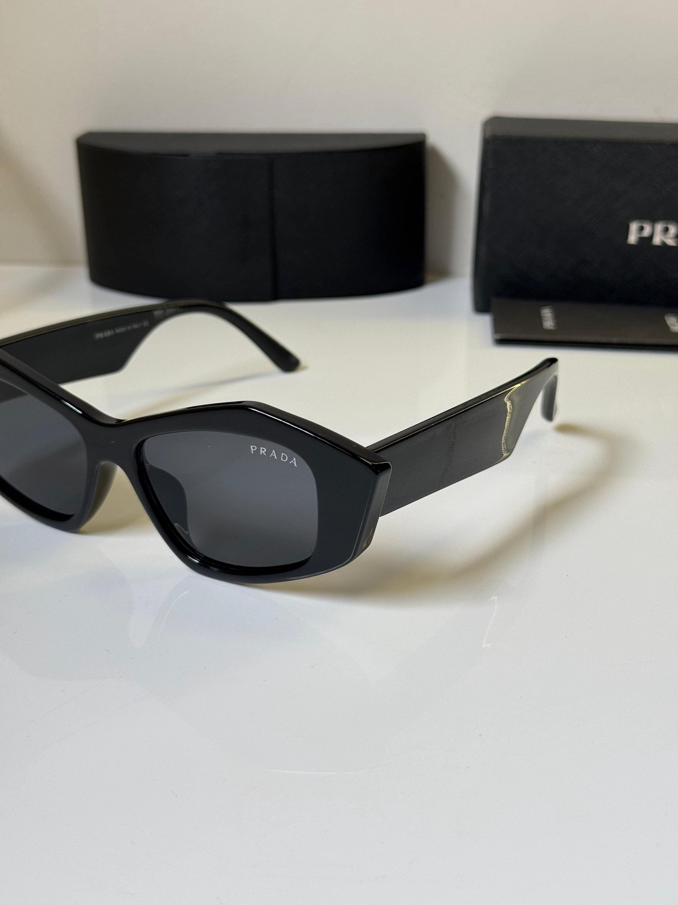 Vintage prada sunglasses - Etsy 日本