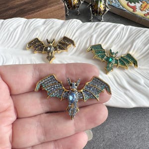 Rhinestone Bat Cabinet Knob Pull – Drawer Hardware (28x50mm)-XBYZ072