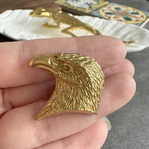 Puxador de armário com cabeça de águia – Ferragens em latão (26 x 30 mm) - XBYZ020