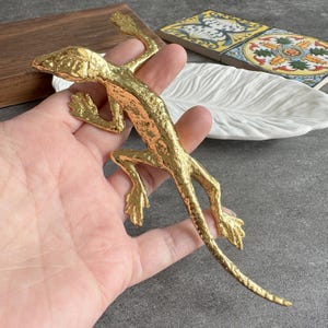 Gecko Cabinet Knob Pull – Brass Hardware (56x146mm)-XBYZ021