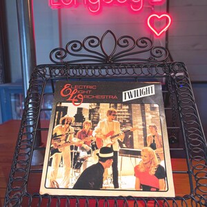 Electric Light Orchestra Twilight 7” vinyl i nästan nyskick! Singel 1981 vintage popskiva JET 7015