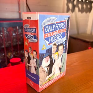 A Série Completa de Only Fools and Horses - Temporada 6 - VHS Duplo, Novo e Lacrado! Fita de Comédia Vintage de 1999 - Formato PAL