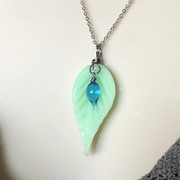 McKee Jadeite Leaf Necklace, Recycled Uranium Glass, Vintage Glass, Collectible Glass, Gift for Her