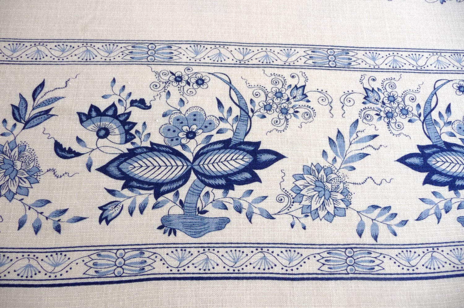 German Tablecloth Blue Onion Zwiebelmuster 58 x 51 Etsy