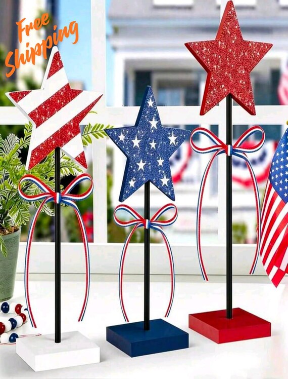 Patriotic Wooden Star Tiered Tray Decor – Vintage Americana 4th of July Tabletop Decoration, Red White Blue Farmhouse Style