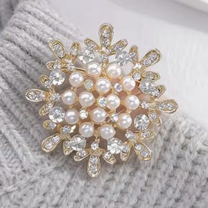 Edwardian Style Pearl and Crystal Floral Cluster Statement Brooch | Vintage Inspired | Bridal Brooch