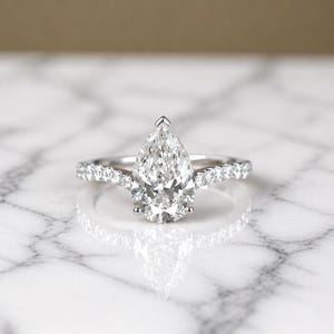 3CT Pear Cut Lab Grown Diamond V Shaped Engagement Ring,Unique Chevron Moissanite Solitaire Promise Ring for Stacking with V Shaped Bands