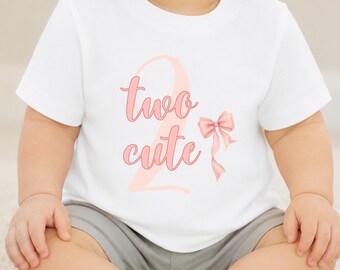 2. Geburtstag Geburtstagsshirt Mädchen Schleife, Personalisiertes TShirt zum zweiten Geburtstag, Two Cute Shirt, Süßes Geschenk Kind 2 Jahre
