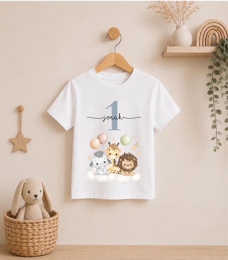 1. Geburtstag Shirt mit Name Safari Tiere, Personalisiertes Baby Geburtstagsshirt, Bio Baumwolle, Geschenk zum ersten Geburtstag,Baby Tshirt image 2