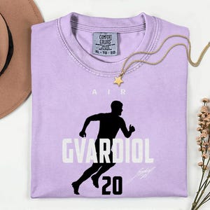 Croatia Football Star Tribute Design, Comfort Colors® Air Gvardiol 20 Graphic Tee, 2026 World Cup Soccer Fan Unisex T-Shirt imagem 11