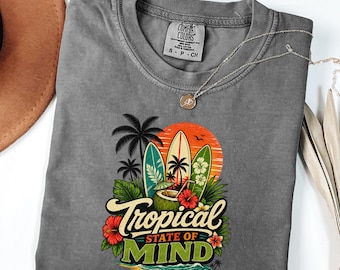 Comfort Colors Shirt, Tropical Summer Tee, Vintage Graphic Tee, Oversized Trendy T-shirt, Retro Beach Shirt, Gift for Her, Beach Party Tee