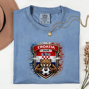 Comfort Colors® Croatia Mascot Soccer Shirt, World Tournament 2026 Gift Graphic Tee, Football Jersey Style Sports Fans Unisex T-Shirt afbeelding 11