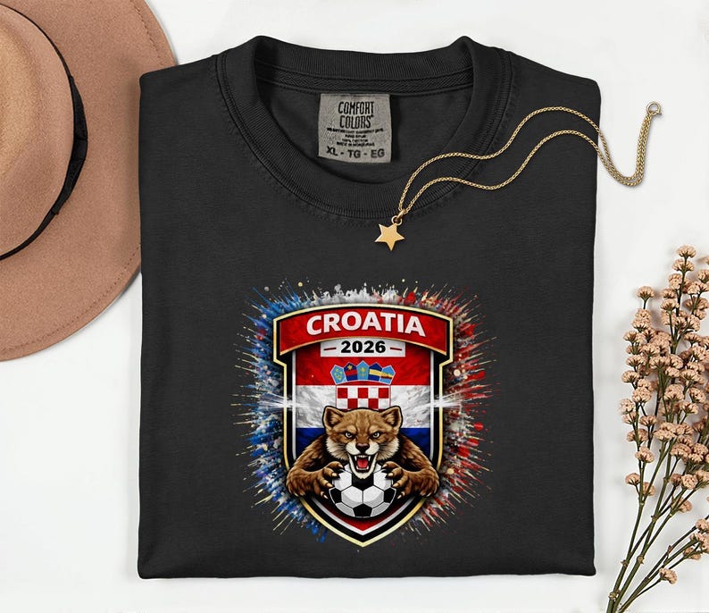 Comfort Colors® Croatia Mascot Soccer Shirt, World Tournament 2026 Gift Graphic Tee, Football Jersey Style Sports Fans Unisex T-Shirt afbeelding 10