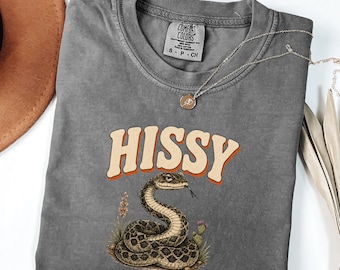 Hissy Snake Shirt, Desert Reptile Tee, Vintage Western Graphic, Coiled Serpent Gift, Boho Nature Top, Garment Dyed Outfit