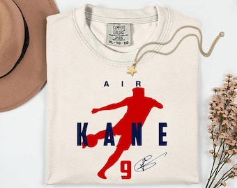 Comfort Colors® Air Kane #9 Soccer Player Tribute Graphic Tee, England Football Star Signature Design, 2026 World Cup Fan Unisex T-Shirt