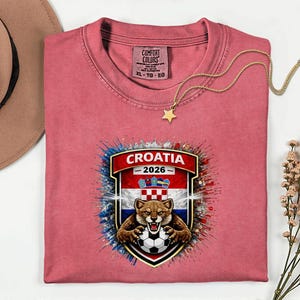 Comfort Colors® Croatia Mascot Soccer Shirt, World Tournament 2026 Gift Graphic Tee, Football Jersey Style Sports Fans Unisex T-Shirt afbeelding 8