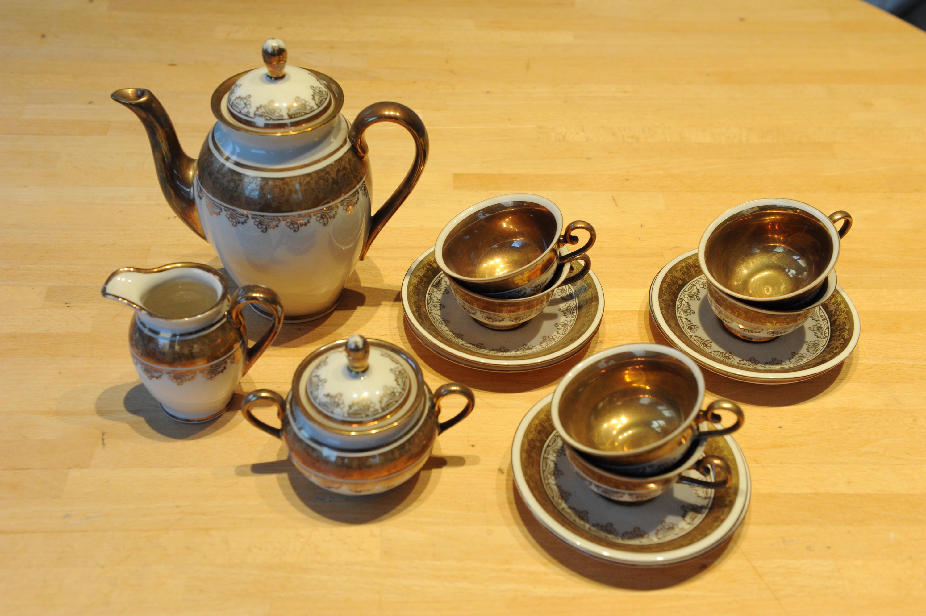 Vintage verguld theeservies Japan - Curiosa en Kunst.nl