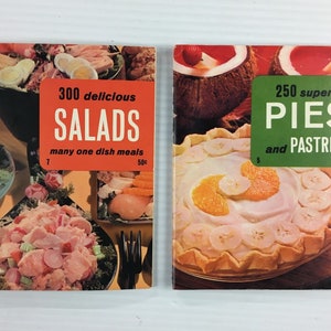 Deux livres de cuisine d&#39;art culinaire (broché vintage) - Années 1970 - 300 délicieuses salades / 250 superbes tartes et pâtisseries