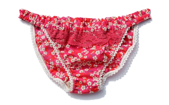 Ladies Liberty Print Cotton KNICKERS With Vintage Lace Trim in