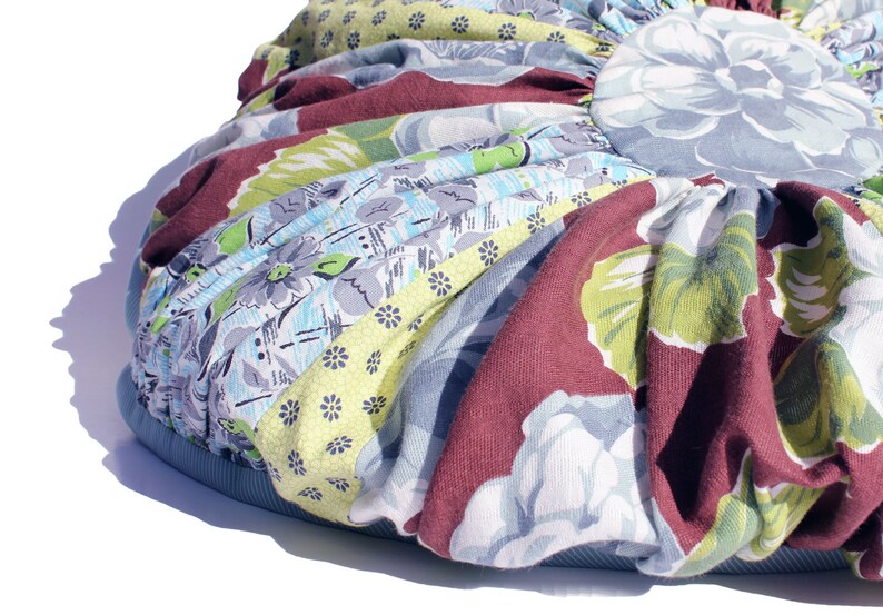 Retro Style Powder Puff Round Cushion Cover SEWING PATTERN With Pretty