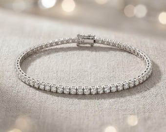 14K White Gold, 4.00 Carat Natural Diamond Tennis Bracelet: VS1 Clarity