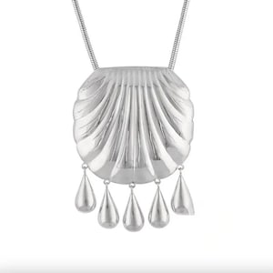 Luxury Shell Pendant Necklace – Silver Tassel Statement Necklace for Women – Elegant Fashion Jewelry