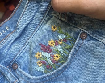 Decoración de ropa bordada a mano personalizada