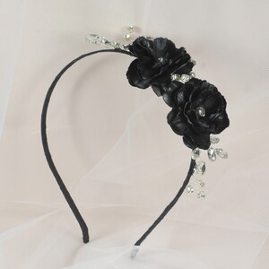 Black flower headband, Gothic bridal hair piece, Bridesmaid headpiece, Wedding tiara crown, Halloween party hairpiece, Head piece for bride image 3