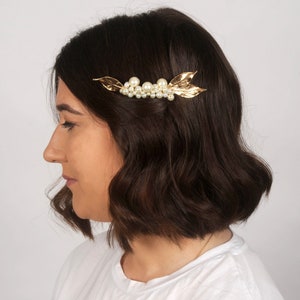 Pearl bridal hair comb, Wedding hair comb, Gold bridal headpiece, Leaf haircomb, Wedding hair piece, Pearl wedding comb, Pearl hairpiece image 4