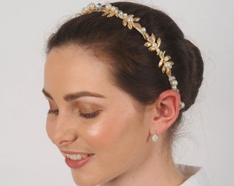 Bridal headband with gold leaves, Pearl crystal floral hair piece, Wedding headpiece unique, Narrow gold headband, Reign renaissance tiara