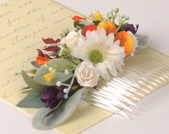 Woodland flower hair comb, Wedding hair accessory, Floral bridal hair piece,  Colourful green orange haircomb, Brides headpiece hairpiece