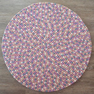Rosa Ton Wollfilz Ball Teppich | Gefilzter Kugelteppich | Runder Teppich | Pom Pom Teppiche für Schlafzimmer, Wohnzimmer und Kinderzimmer