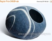 Stripe cat cave, blue with white stripe, hand made in Nepal, cat house, pet bed, natural cat bed, cat furniture, pet house