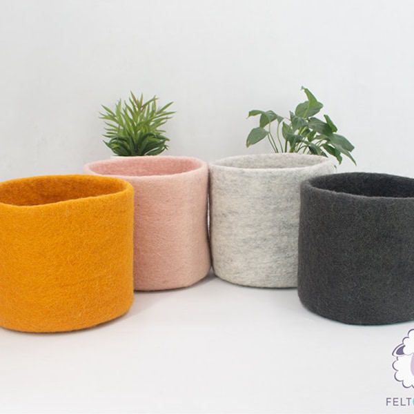 Handmade Wool Felt Solid Color Basket | Wool Storage Basket, Mini Storage Bin | Felt Sorting Bowls for Kids | Waldorf Education Toy