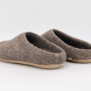 Felt Slippers Wool Slippers Natural Slip-On Slippers Barefoot Slippers Indoor Felt Shoes Felt Slide Shoes Felted Wool Slippers image 4