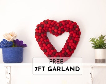 30cm Valentine's Day Wreath | Felted Balla Heart Wreath for Front Door Hanger | Valentine's Gift