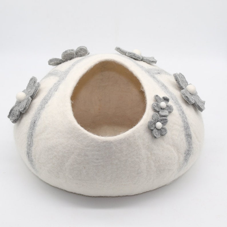 50cm Wool Felt Petal Design Cat Bed Pet House Handmade Wool Etsy