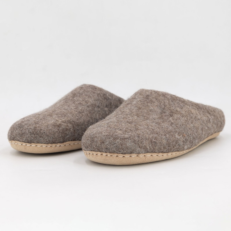 Felt Slippers Wool Slippers Natural Slip-On Slippers Barefoot Slippers Indoor Felt Shoes Felt Slide Shoes Felted Wool Slippers As in the picture#43