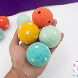 15 Pcs Wool Felt Cat Ball Fetch Cat Toys, Multipurpose Balls, Felt Balls, Natural Wool Ball Play Toy: Fair Trade and Ethically Handmade