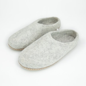 Handmade Marbled Tan Wool Felted Shoes Slippers for Office Slippers for Home image 1