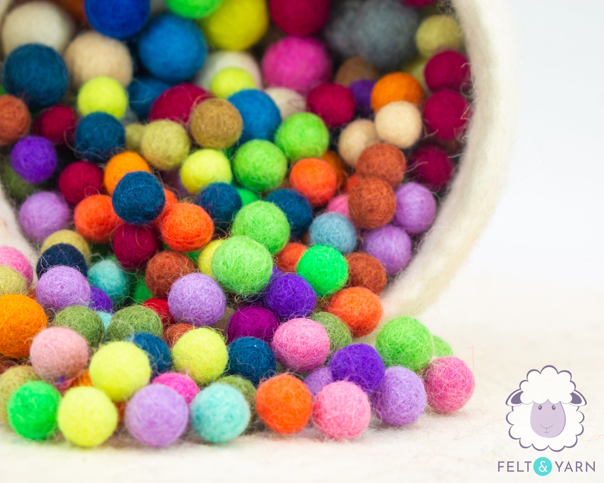 1.5CM - Tiny Wool Felt Balls - Colorful Felt Balls - 1.5CM Felt