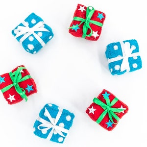 Niedliche Mini-Weihnachtsgeschenkbox aus Filz Weihnachtsbaumschmuck | Kinder Weihnachtsgeschenke: Handgemacht in Nepal
