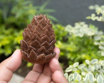 9cm Felt Pinecone Decor | Handmade Mini Pinecones for Fall & Christmas | Unique Felt Ornaments | Free Shipping