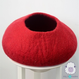 50cm Handmade Wool Cat Cocoon Bed / Cozy Cat Cave House image 7