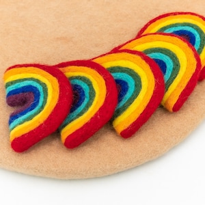 20 Stück 9 cm Filz Regenbogen: Filz Zubehör, Bastelbedarf, Dekorationen, DIY Kunsthandwerk - Fair Trade und ethisch hergestellt