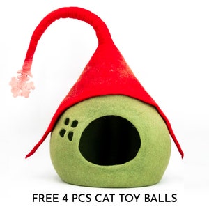 Gnome Cat Bed | Christmas Cat Bed | Holiday Cat Bed | Felt Cat Bed | Felted Cat Toys | Wool Cat Cave | Wool Kitten Bed | Felted Cat Cocoon