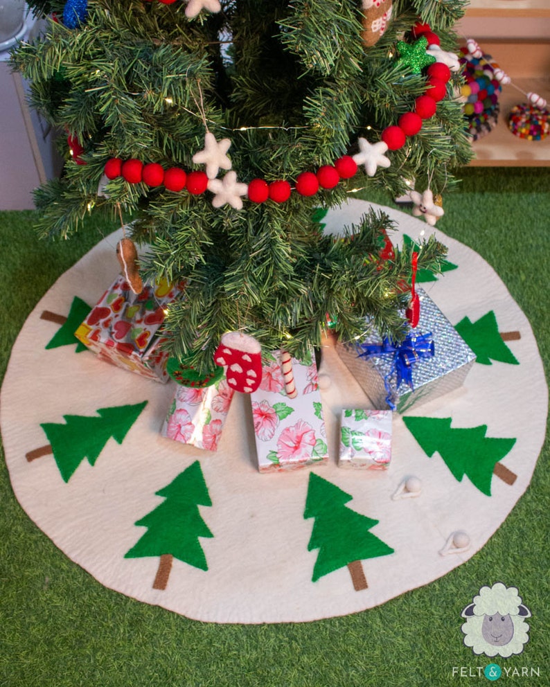 Wool Felt Tree Skirt With Tree Design Hand Felted Tree Skirt Etsy