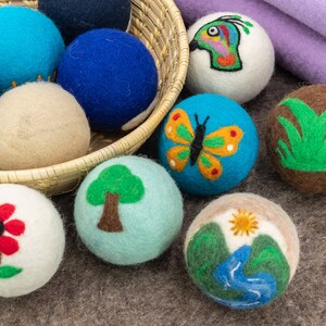 8cm Wolltrockner Kugeln mit Handmade Nature Lover Design | 6 Stück Packung: Fair Trade und Ethisch Handgemacht